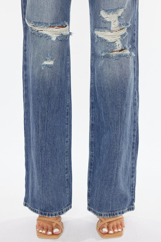 ULTRA HIGH RISE DISTRESSED NINETIES FLARE KanCans